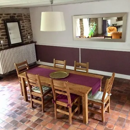 Du Charme En Broceliande Nyaraló